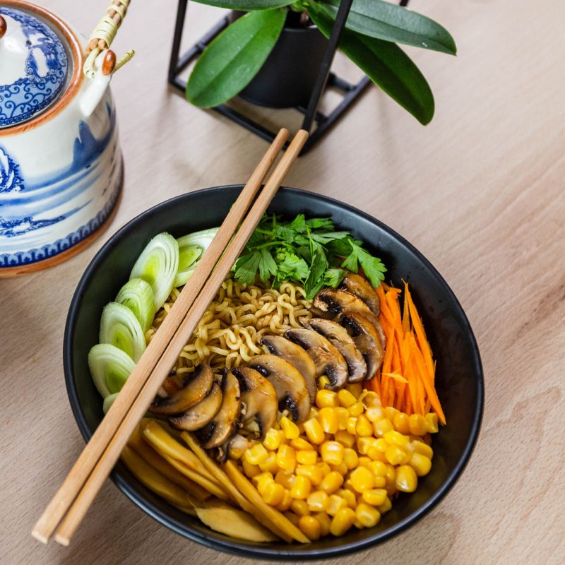 Soupe Ramen Végétalienne - recette Börner.fr - mandolines, éplucheurs et ustensiles de cuisine